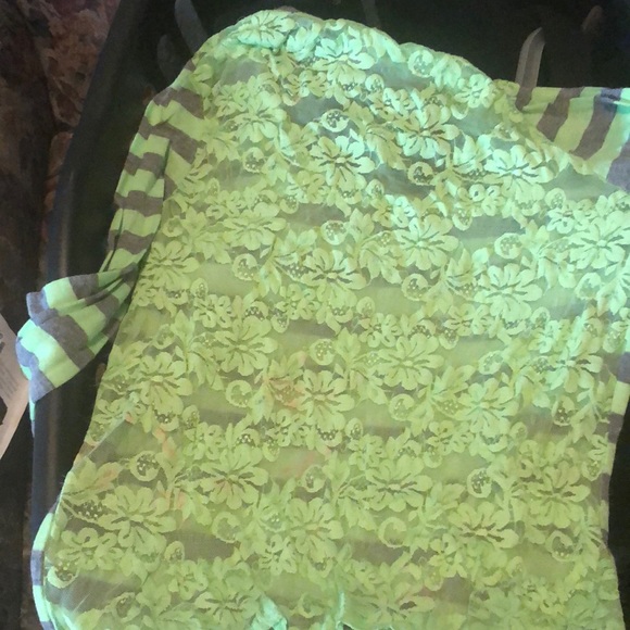 Shirt - Picture 2 of 2